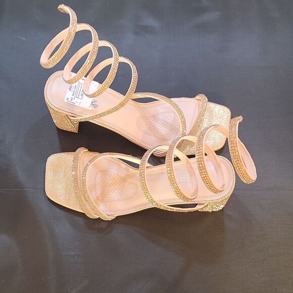 BRAND NEW DELICACY RHINESTONE DIAMOND CHUNKY HEEL PLATFORM SANDAL - Picture 8 of 15